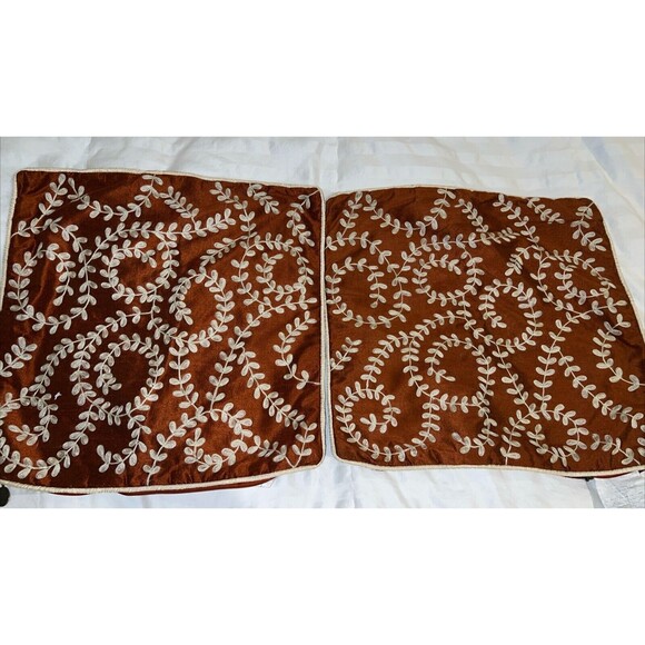 Pier 1 Imports Set Of 2 Embroidered Pillow Covers  18x18 Rust Floral Zipper - Picture 2 of 11